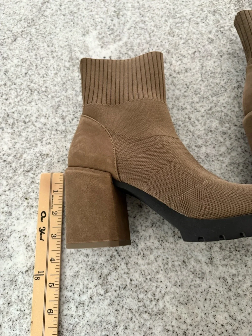 Eileen Fisher spell sock booties Antelope color size 7.5